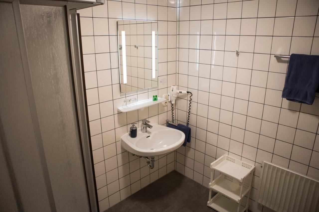 Hotel Am Friesenstrand Tossens Exteriör bild