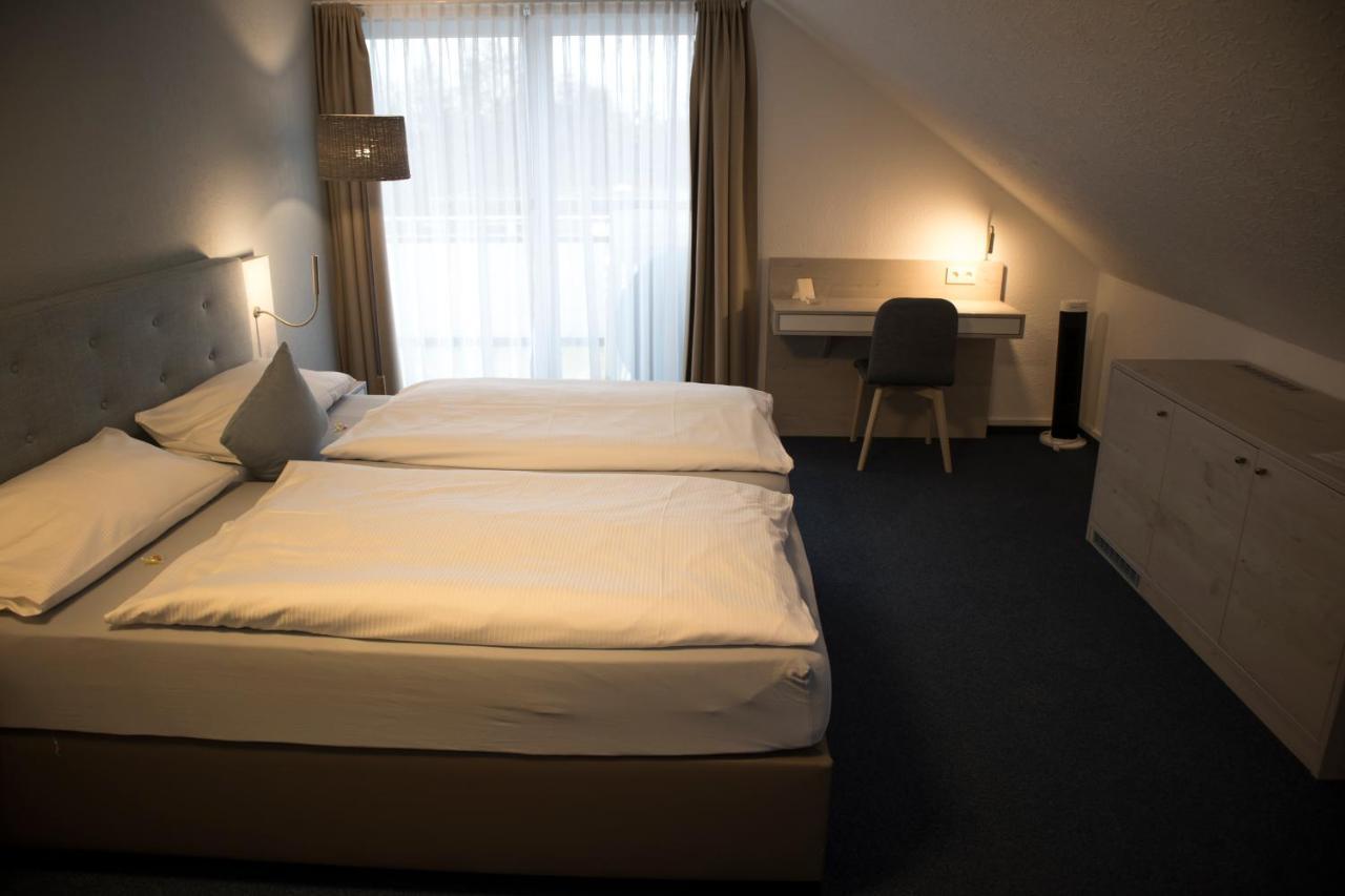 Hotel Am Friesenstrand Tossens Exteriör bild