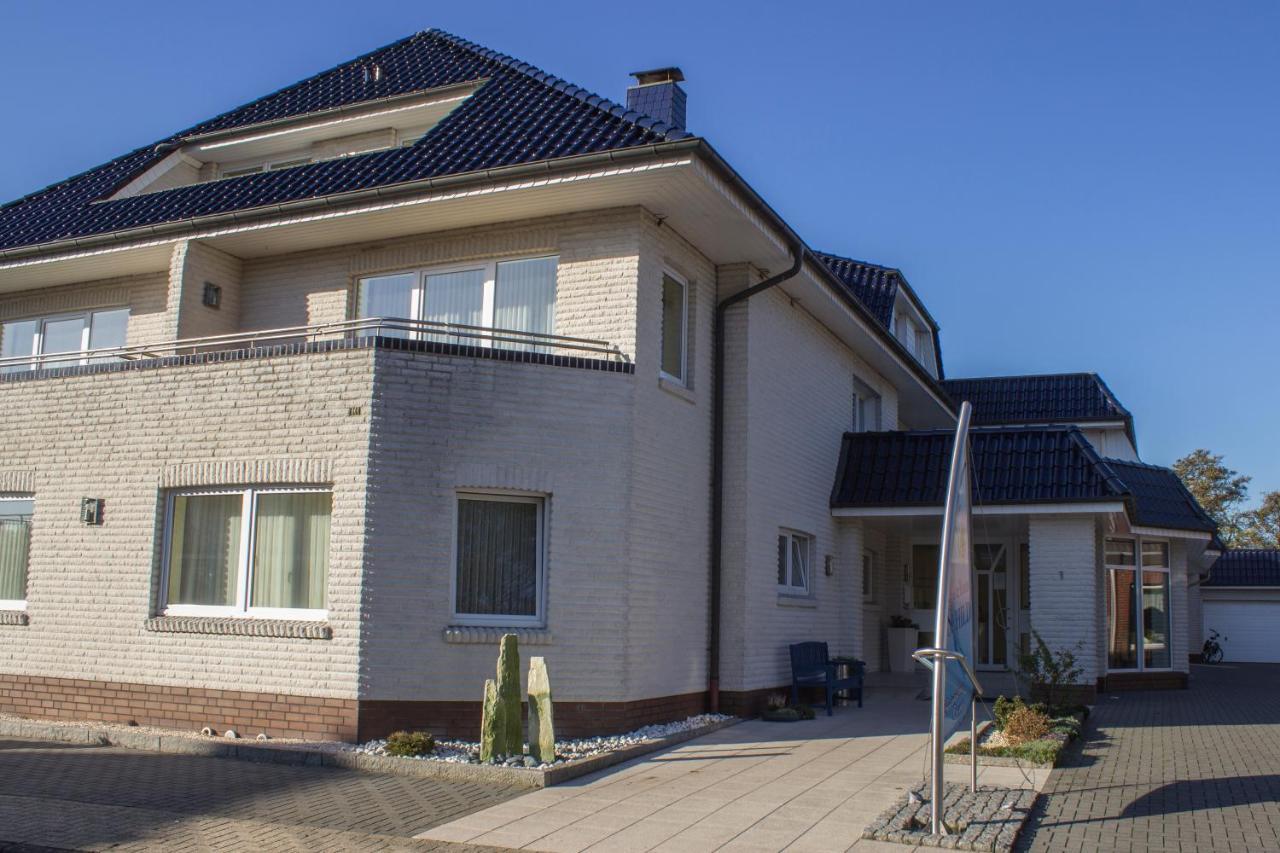 Hotel Am Friesenstrand Tossens Exteriör bild