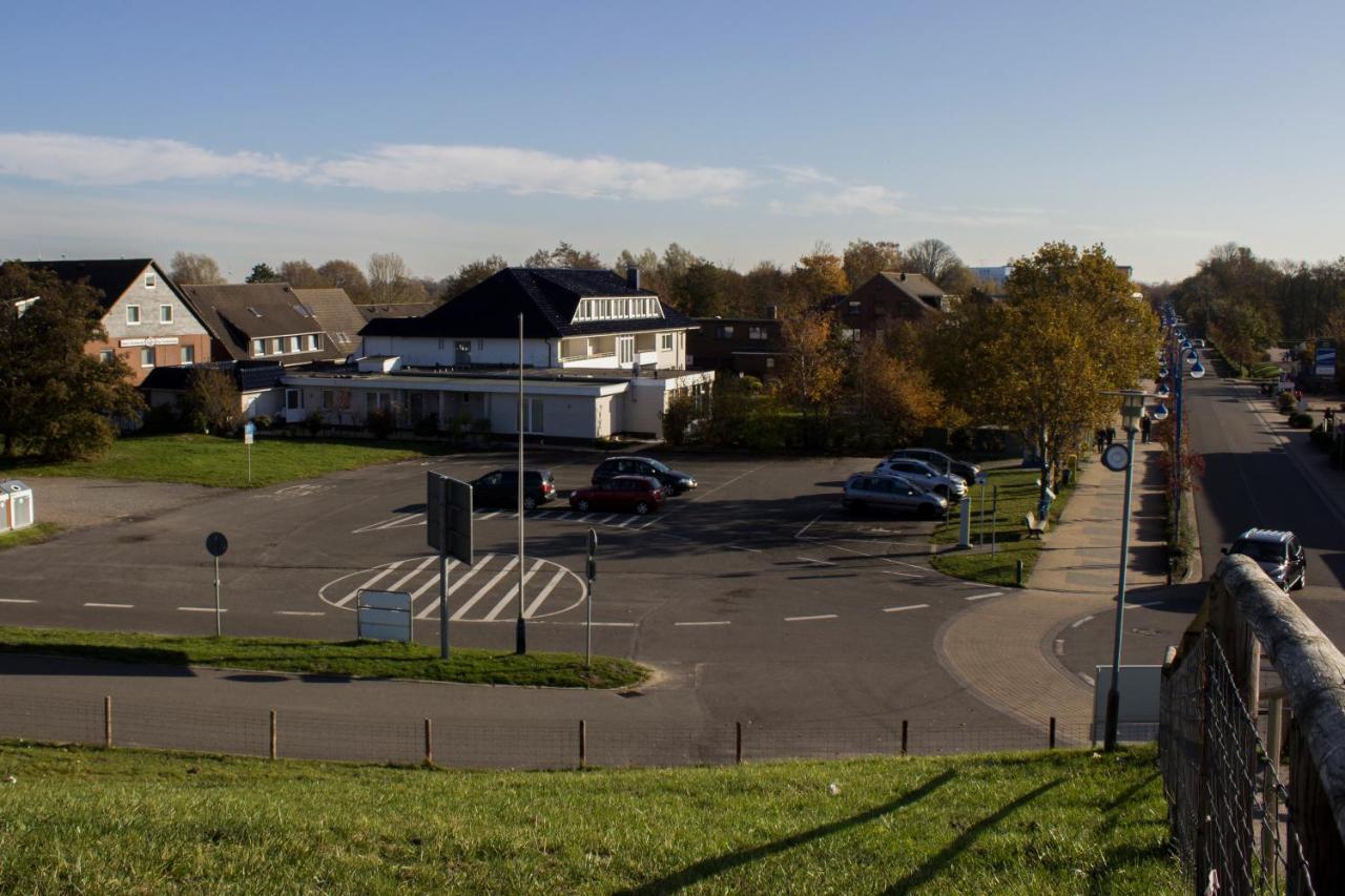 Hotel Am Friesenstrand Tossens Exteriör bild